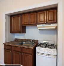 3335 W Diversey Ave in Chicago, IL - Building Photo - Building Photo