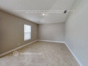 1029 SW Canary Terrace in Port St. Lucie, FL - Building Photo - Building Photo