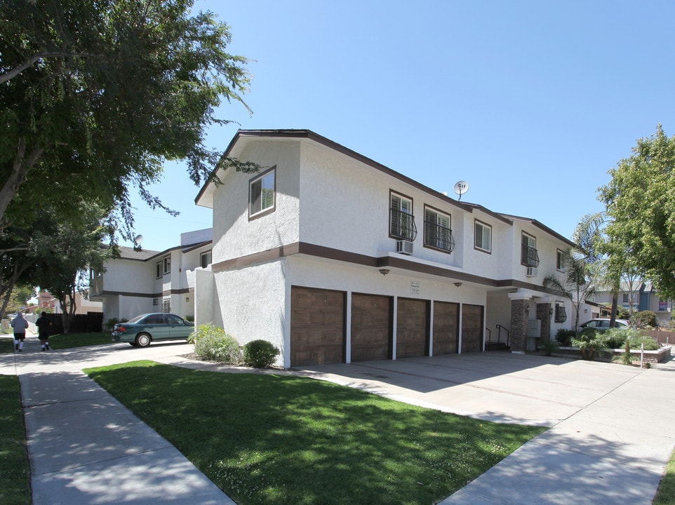 Orange Blossom Terrace in San Diego, CA - Foto de edificio