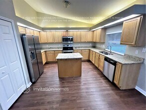 27077 Tierra Del Fuego Cir in Punta Gorda, FL - Building Photo - Building Photo