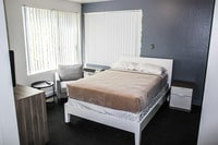 Island Inn Apartments