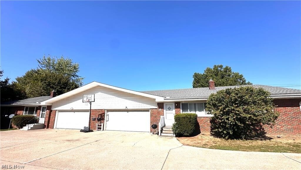 288 Kenridge Rd in Fairlawn, OH - Foto de edificio