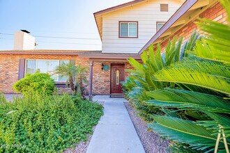 2547 W Naranja Ave in Mesa, AZ - Building Photo - Building Photo