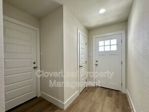 780 Abigail Aly in San Antonio, TX - Building Photo - Building Photo