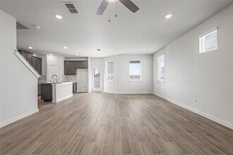 187 Everglades Dr in Niederwald, TX - Building Photo - Building Photo