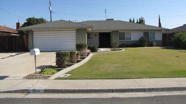 3612 Felton St in Bakersfield, CA - Building Photo - Building Photo