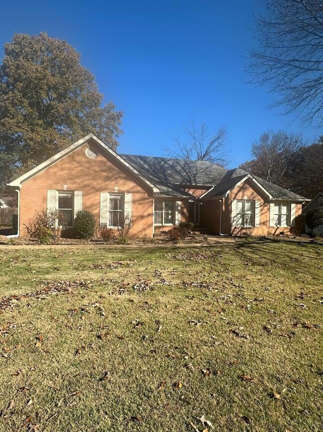 212 Brooks Dr in Sheffield, AL - Building Photo - Building Photo