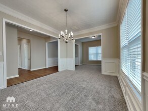 2250 Village Green Dr in Fairburn, GA - Building Photo - Building Photo