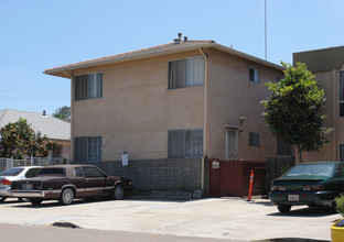 1057-1063 Essex St in San Diego, CA - Building Photo - Building Photo