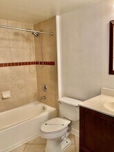 6533 Emerald Dunes Dr in West Palm Beach, FL - Building Photo - Building Photo