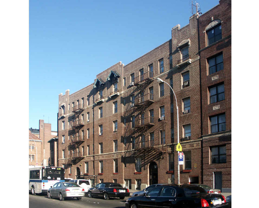 1934 Dr Martin L King Jr Blvd in Bronx, NY - Building Photo