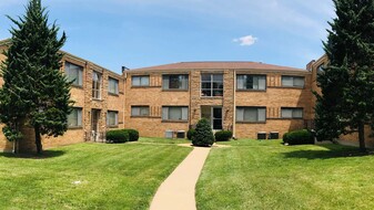 8523 Titchfield Ct, Unit C Apartments