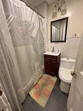 1377 Commonwealth Ave, Unit 3 in Boston, MA - Building Photo - Building Photo