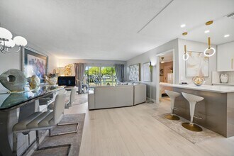 137 Piedmont C in Delray Beach, FL - Building Photo - Building Photo