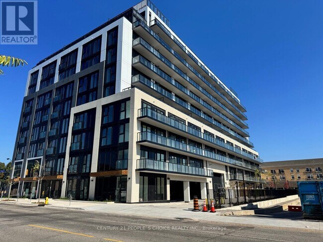 801 The Queensway in Toronto, ON - Building Photo - Building Photo