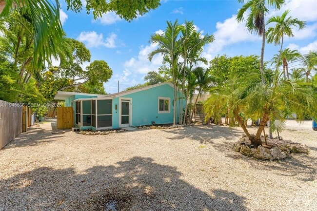 67 Jewfish Ave in Key Largo, FL - Building Photo - Building Photo