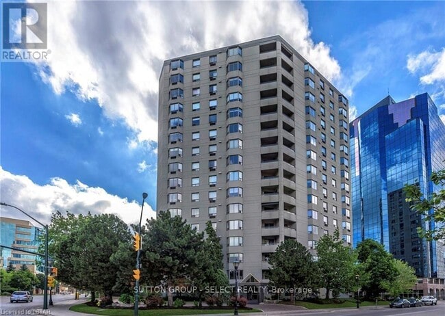 property at 500-500 Talbot St