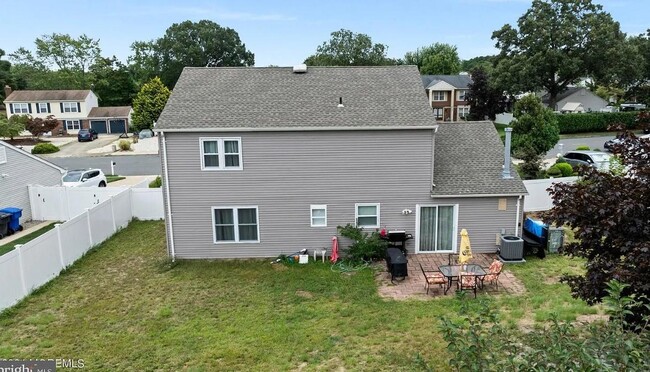 88 Yellowbank Rd in Toms River, NJ - Building Photo - Building Photo