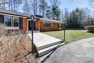 14 Amherst Rd in Biltmore Forest, NC - Building Photo - Building Photo