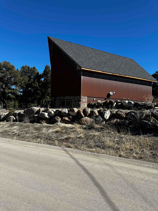 24885 Timothy Rd in Cedaredge, CO - Building Photo