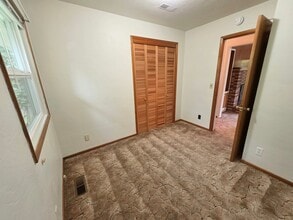 1154 SW Lee Ln in Grants Pass, OR - Building Photo - Building Photo