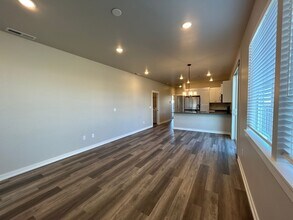 20657 SE Iron Horse Ln in Bend, OR - Building Photo - Building Photo