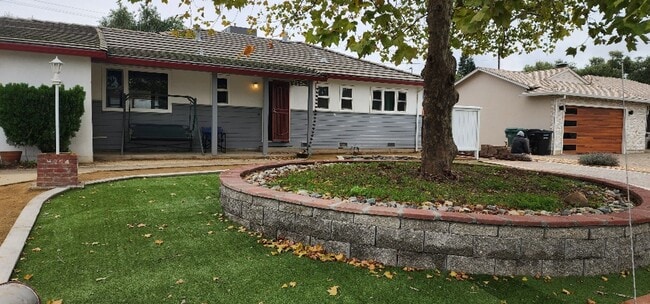 property at 5204 Tucson Cir