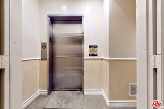 353 S Reeves Dr in Beverly Hills, CA - Building Photo - Building Photo