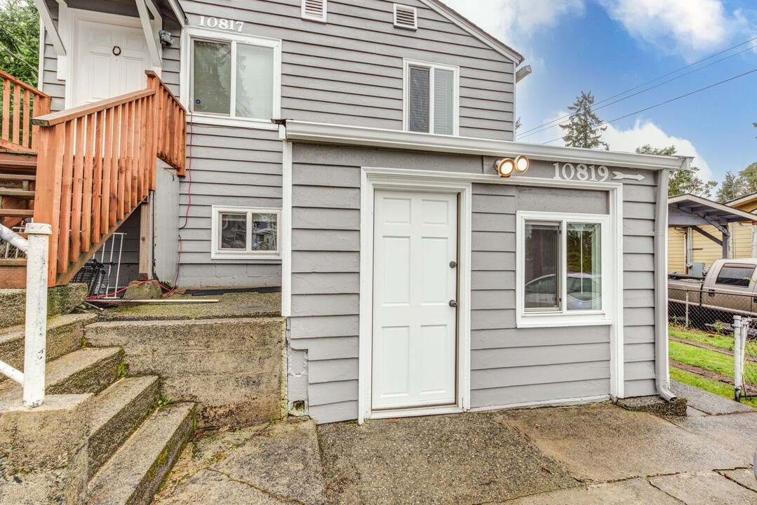 10819 56th Ave S in Seattle, WA - Building Photo