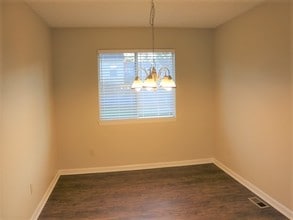 3559 High Creek Dr in Columbus, OH - Building Photo - Building Photo