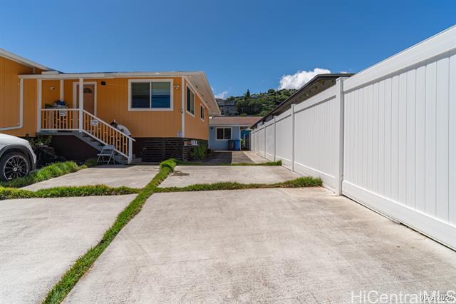 2454 Pauoa Rd in Honolulu, HI - Building Photo