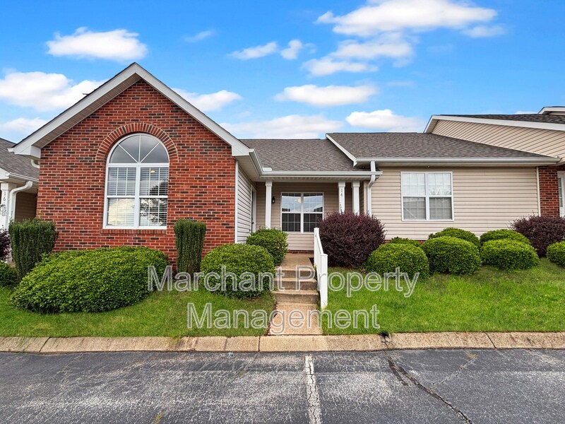 14 Hillside Glen Dr in Greer, SC - Building Photo
