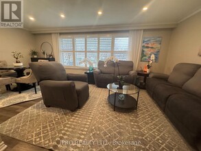 18 Hagersville Ct in Toronto, ON - Building Photo - Building Photo