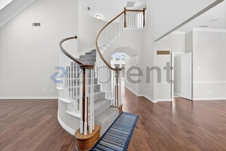 909 Parker Dr in Coppell, TX - Foto de edificio - Building Photo