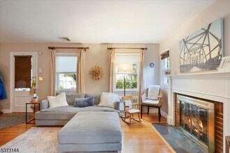 22 James St in Morristown, NJ - Building Photo - Building Photo