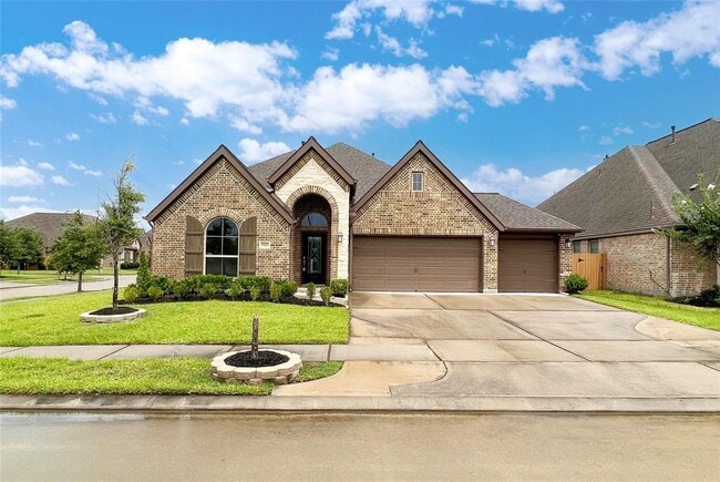 property at 28203 Checker Bend Ln