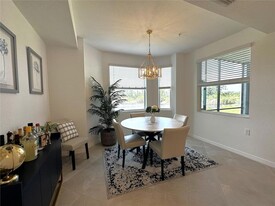 14151 Heritage Landing Blvd, Unit 1017 in Punta Gorda, FL - Foto de edificio - Building Photo