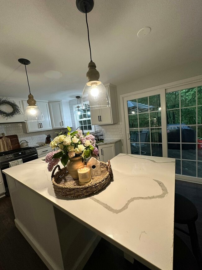 property at 65 Lynnwood Ln