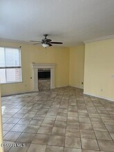 212 Wild Rose Ct in Simi Valley, CA - Building Photo - Building Photo