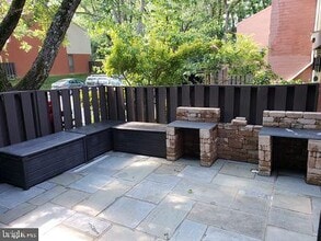 1329 Northgate Square in Reston, VA - Building Photo - Building Photo