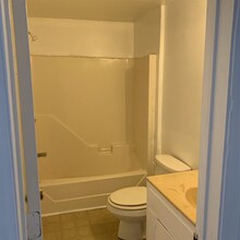 310 W Austin St in Mebane, NC - Building Photo - Building Photo