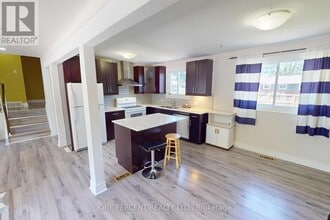 43 Loyalist Dr in Welland, ON - Building Photo - Building Photo