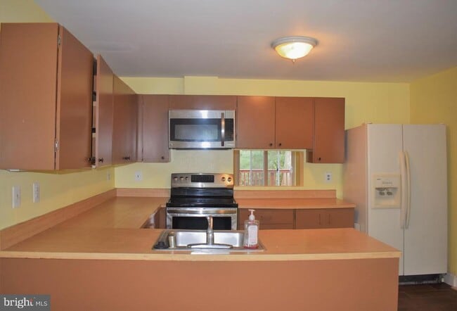 property at 8923 Skyrock Ct