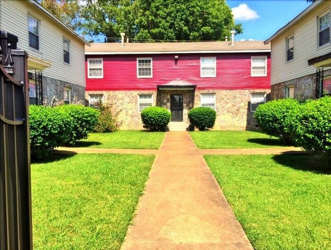 2054 Jefferson Ave in Memphis, TN - Building Photo - Building Photo