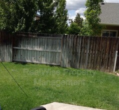790 NE Quince Ave in Redmond, OR - Building Photo - Building Photo