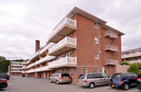 River Edge Apartments in Hastings On Hudson, NY - Foto de edificio - Building Photo