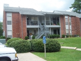 Village Walk Apartments in Jasper, TX - Building Photo - Building Photo