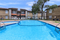 CrescentWood Apartments in Clute, TX - Building Photo - Building Photo