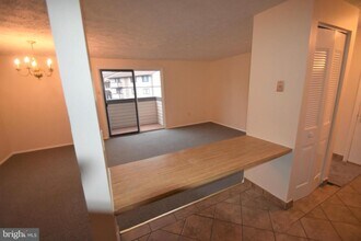 830 Heather Ridge Dr in Frederick, MD - Building Photo - Building Photo