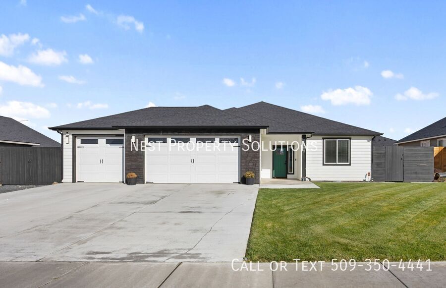 909 5th Ave NE in Ephrata, WA - Building Photo